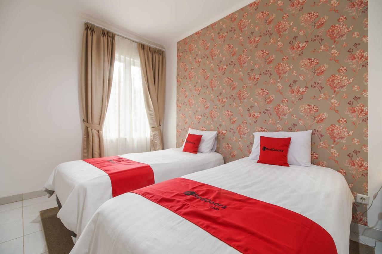 Reddoorz Plus Near Exit Toll Puncak 2 Богор Екстериор снимка